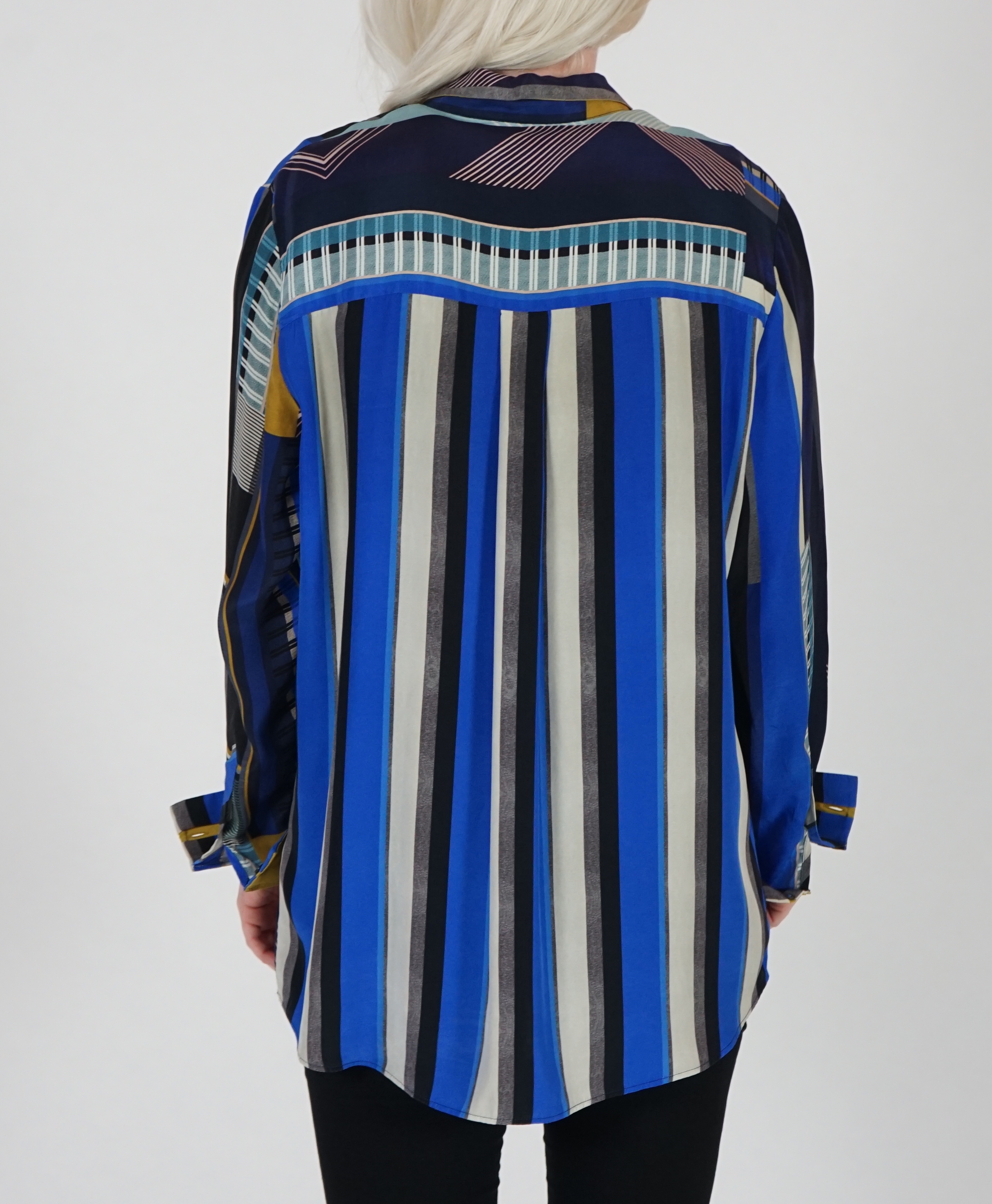 A Paul Smith silk blouse, Size 44